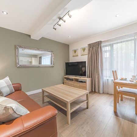 Abbey Apartments Modern Aparthotel For Tourists & Professionals Barrow-in-Furness Extérieur photo