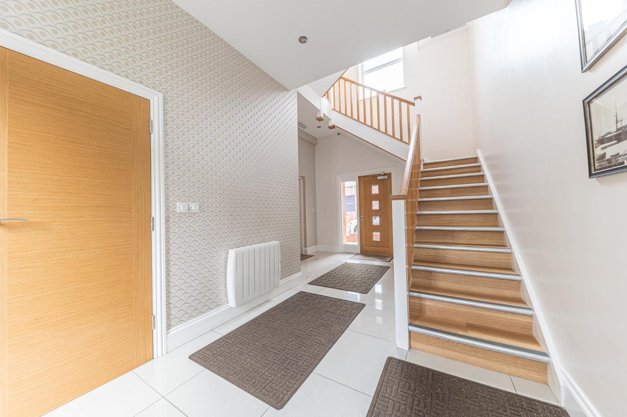 Abbey Apartments Modern Aparthotel For Tourists & Professionals Barrow-in-Furness Extérieur photo