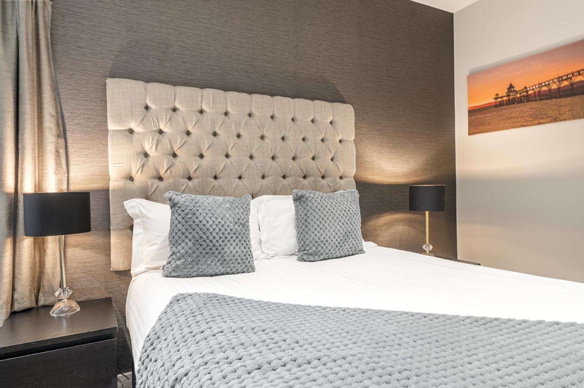 Abbey Apartments Modern Aparthotel For Tourists & Professionals Barrow-in-Furness Extérieur photo