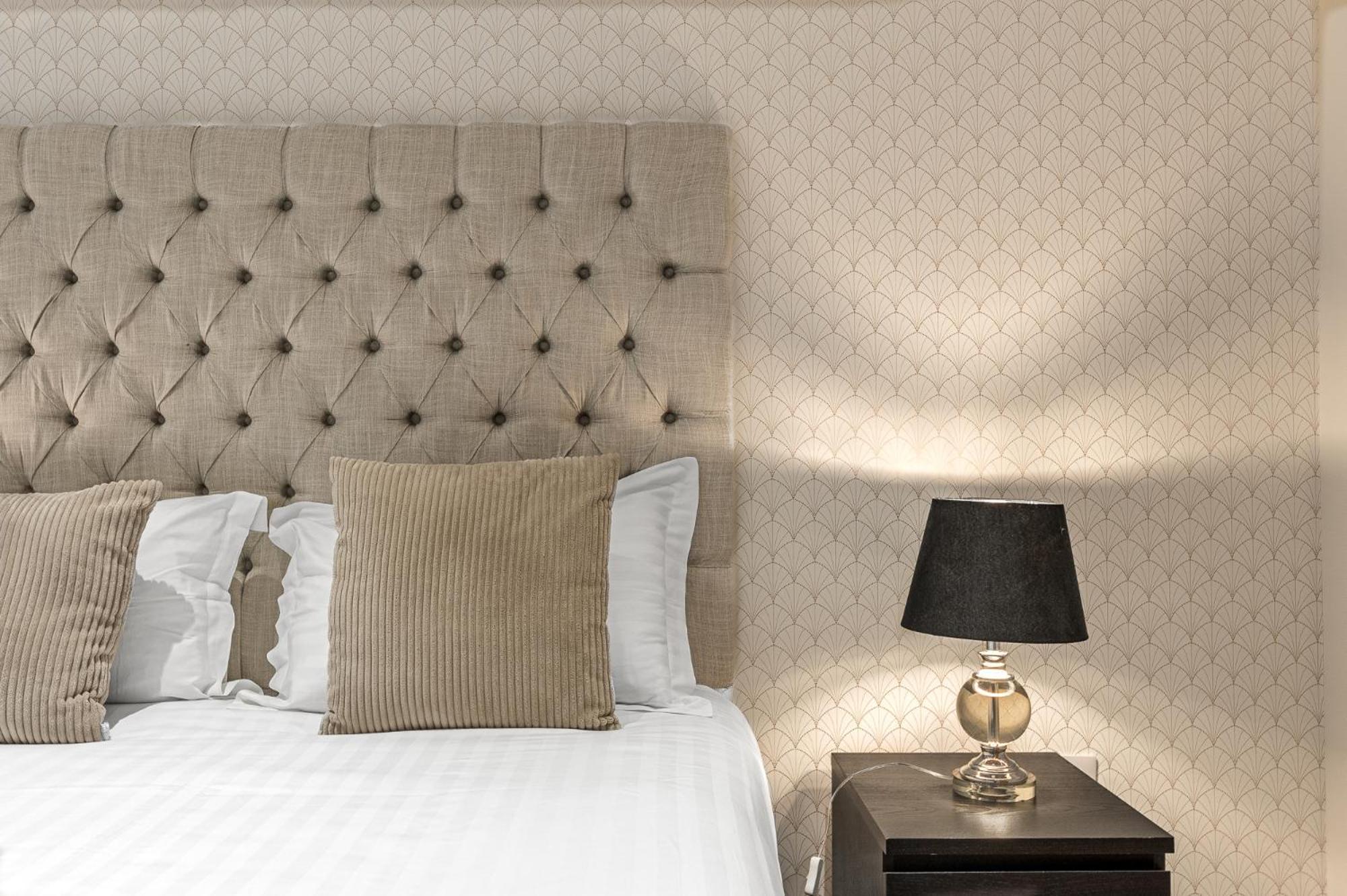 Abbey Apartments Modern Aparthotel For Tourists & Professionals Barrow-in-Furness Chambre photo